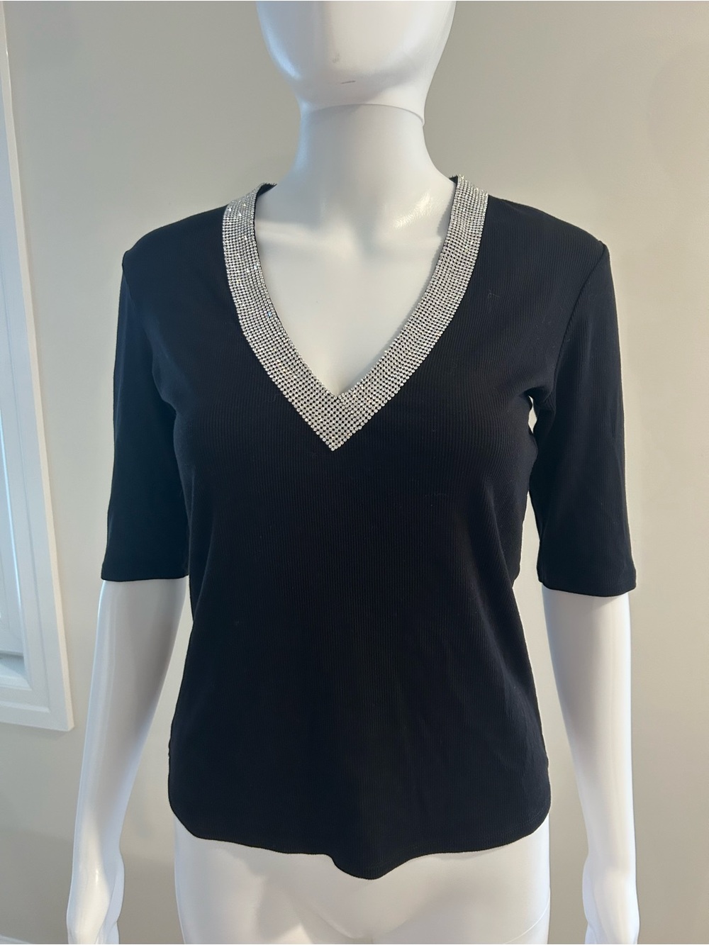 Generation Love Crystal Lenora Top
Black/Clear
New with Tags